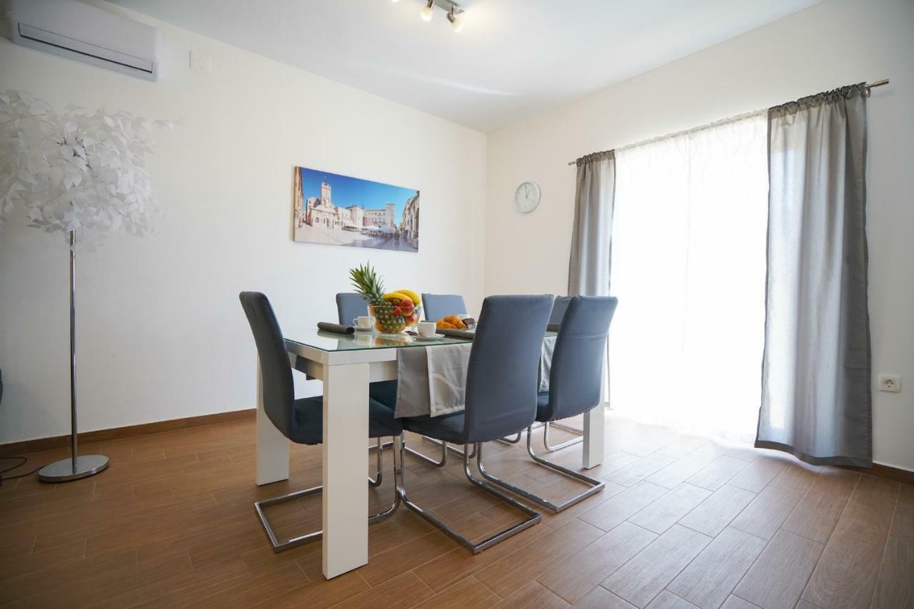 Tj Apartment 2 ซาดาร์ ภายนอก รูปภาพ