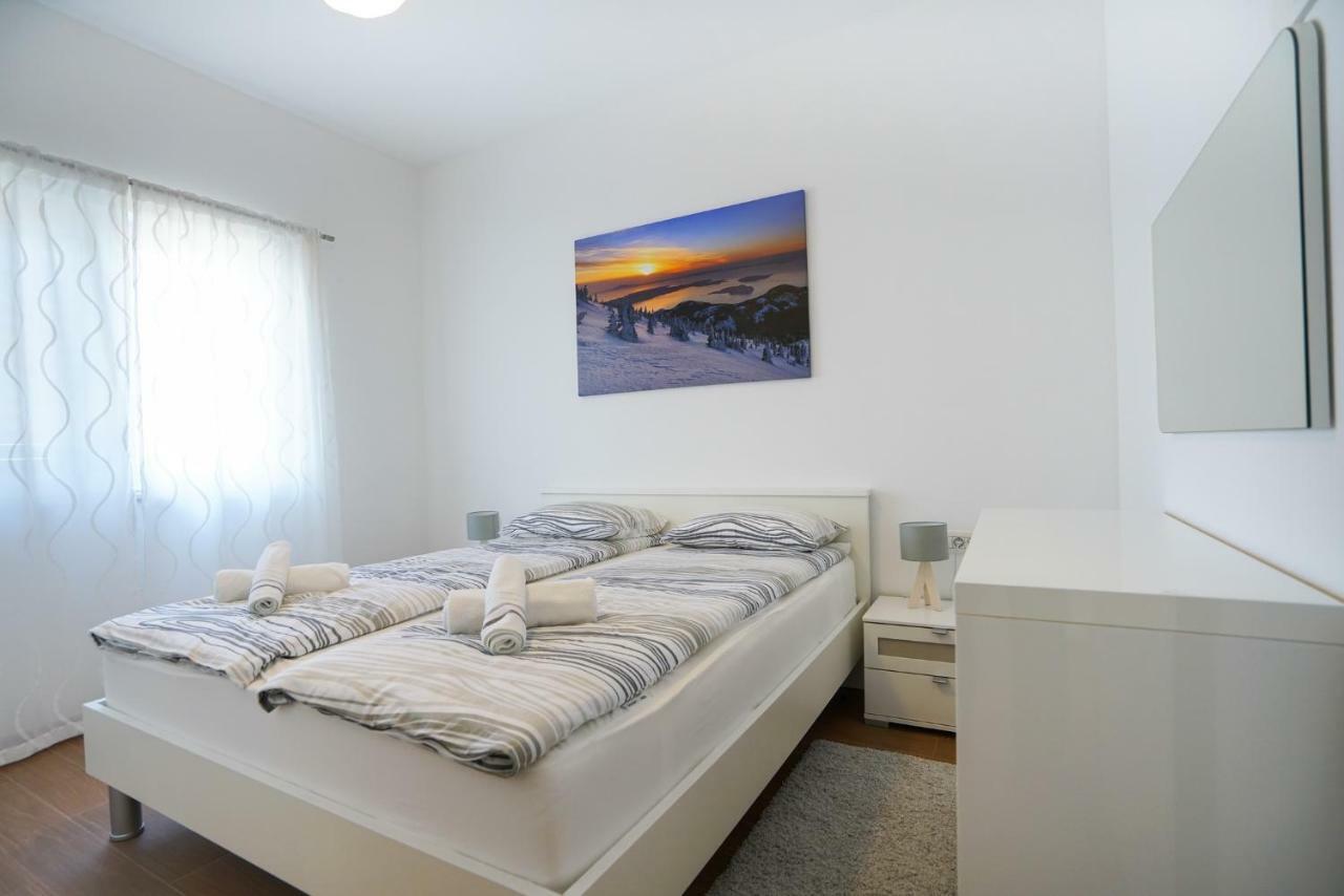 Tj Apartment 2 ซาดาร์ ภายนอก รูปภาพ