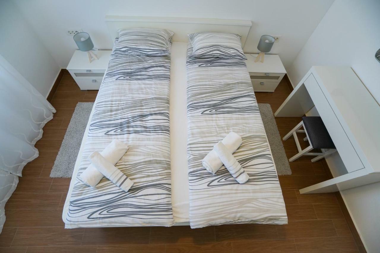 Tj Apartment 2 ซาดาร์ ภายนอก รูปภาพ